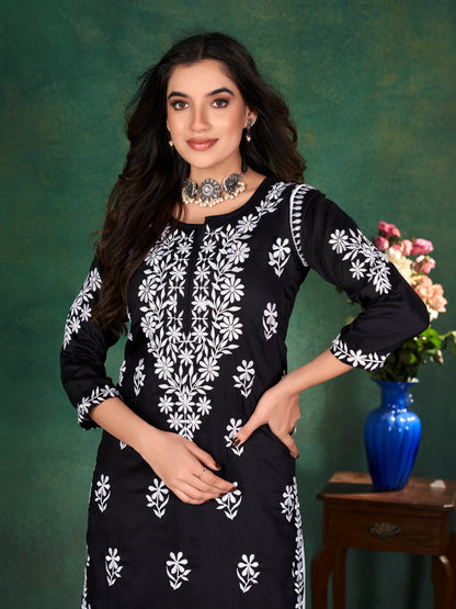 Traditional Chavli Chikankari Kurti & Palazzo